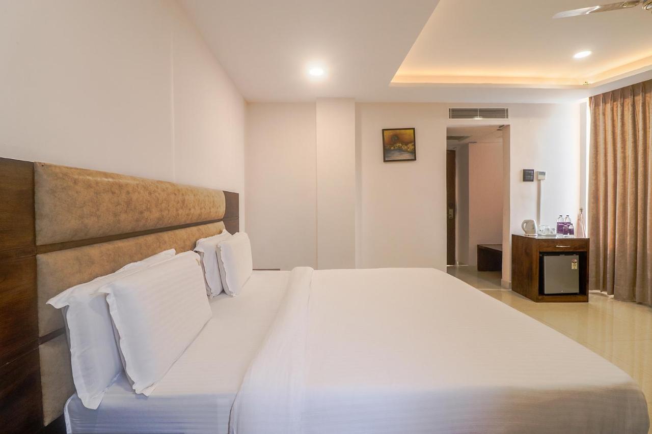 Fabhotel Mid Town Grand 판체쿠라 외부 사진