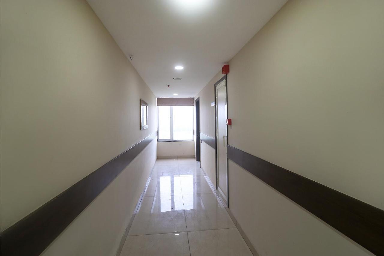 Fabhotel Mid Town Grand 판체쿠라 외부 사진