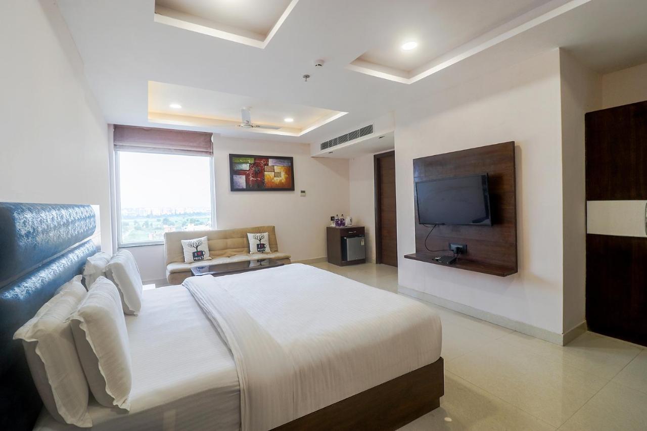 Fabhotel Mid Town Grand 판체쿠라 외부 사진