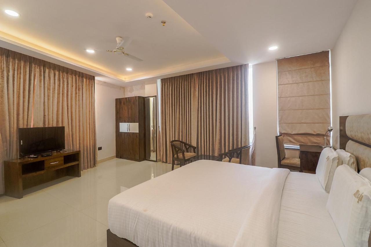 Fabhotel Mid Town Grand 판체쿠라 외부 사진