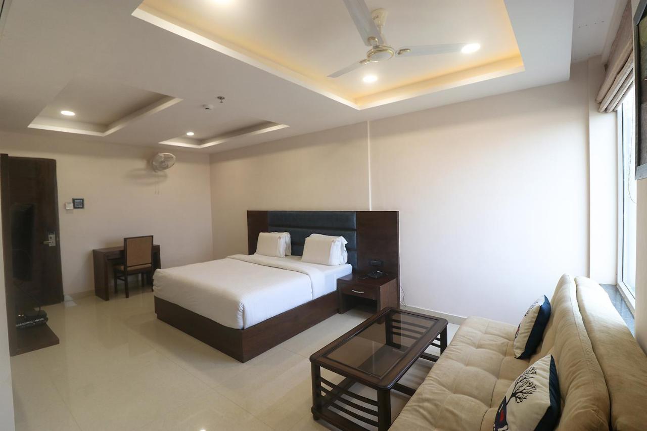 Fabhotel Mid Town Grand 판체쿠라 외부 사진