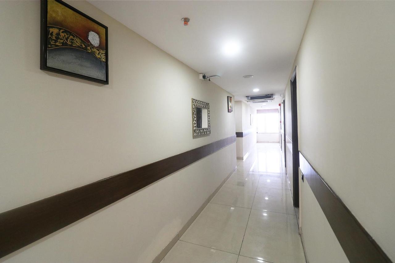 Fabhotel Mid Town Grand 판체쿠라 외부 사진