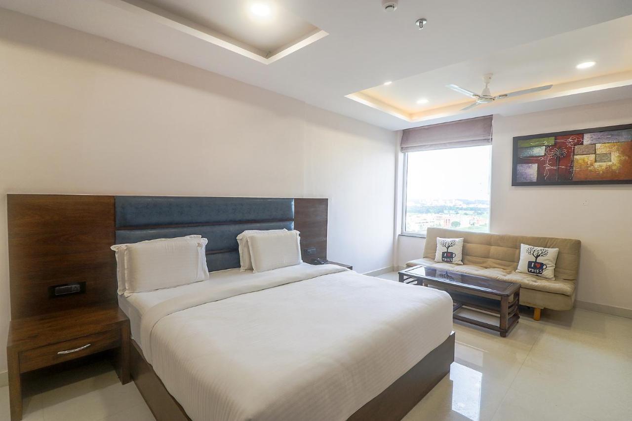 Fabhotel Mid Town Grand 판체쿠라 외부 사진