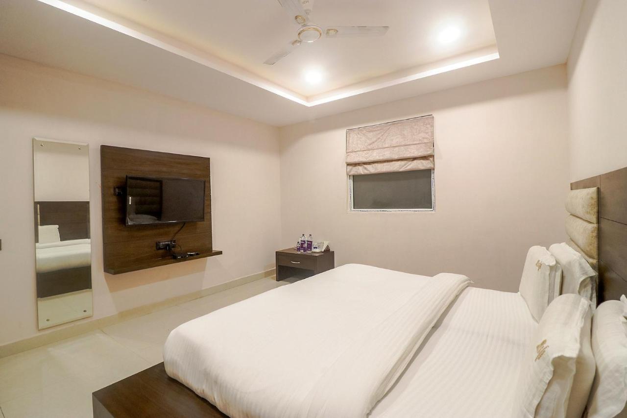 Fabhotel Mid Town Grand 판체쿠라 외부 사진
