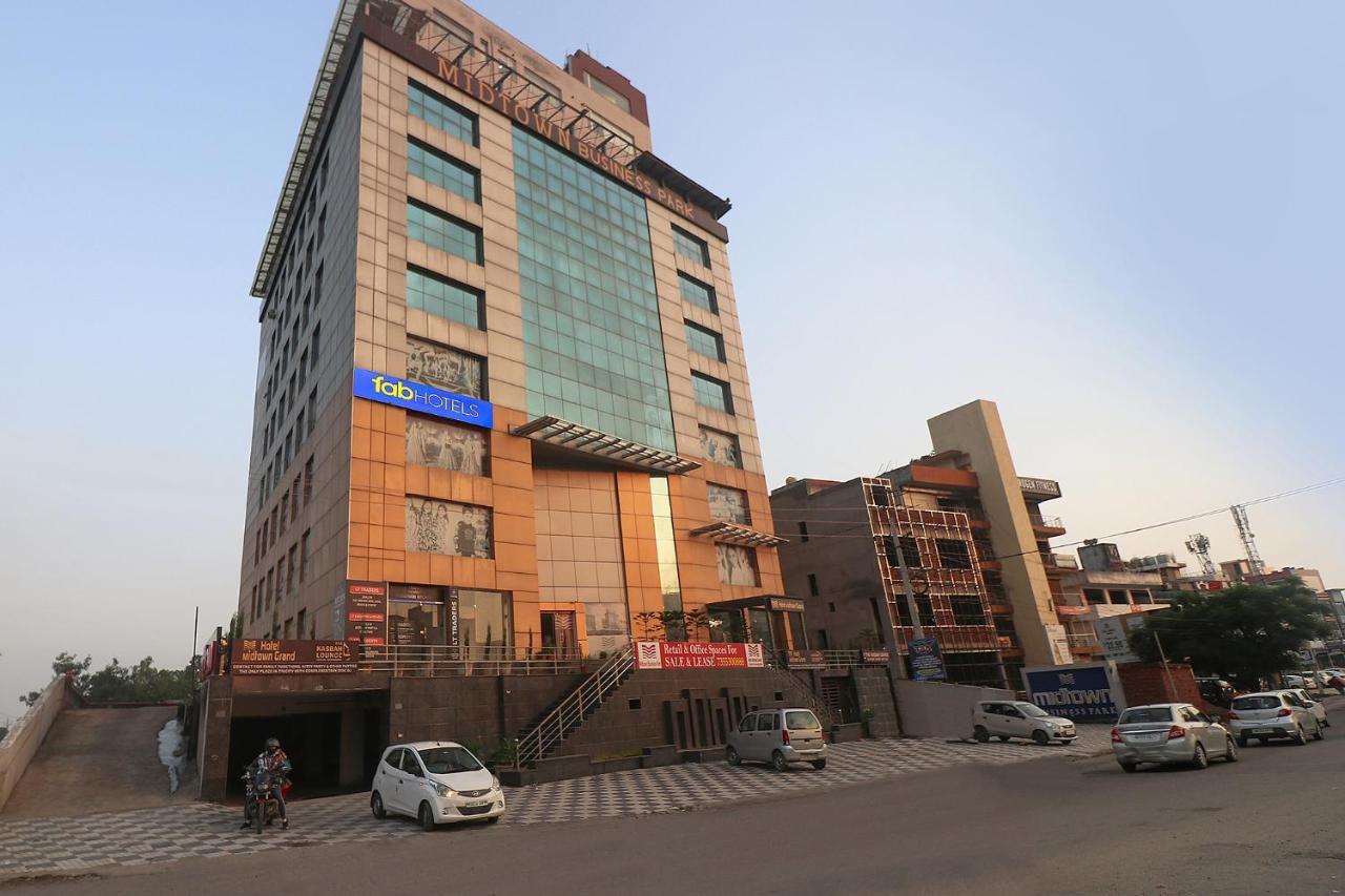 Fabhotel Mid Town Grand 판체쿠라 외부 사진